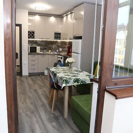 за гости мечта лазур Apartman Burgasz